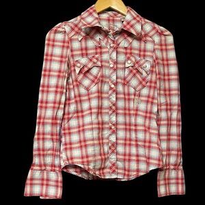 Parasuco snap up western style long sleeve top.